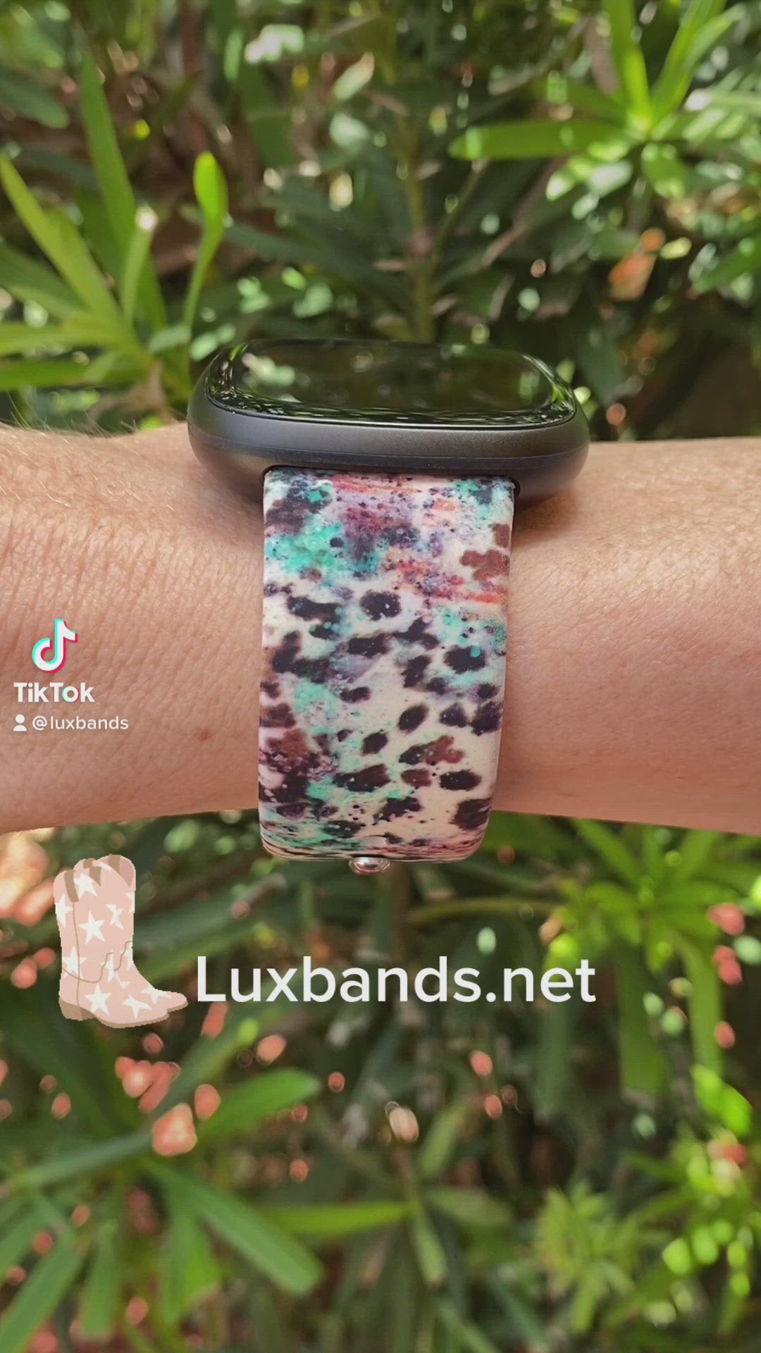  Lux Bands Leopard Serape Watch Band - Compatible with Fitbit  Versa 3, Versa 4/Fitbit Sense, Sense 2 Silicone Replacement Watch Wristband  for Women : Cell Phones & Accessories